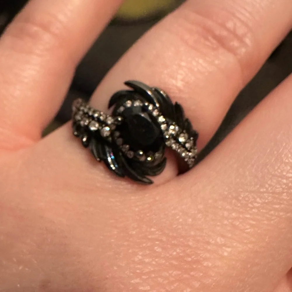Disney Enchanted Maleficent Ring 🖤 - Picture 4 of 5